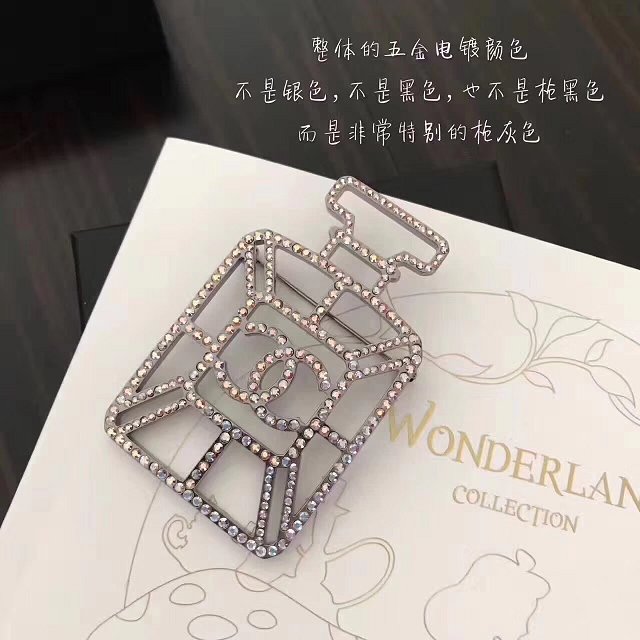 Top quality CC brooch CH119