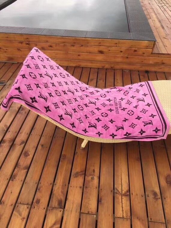 2018 louis vuitton top quality beach towel L286 pink