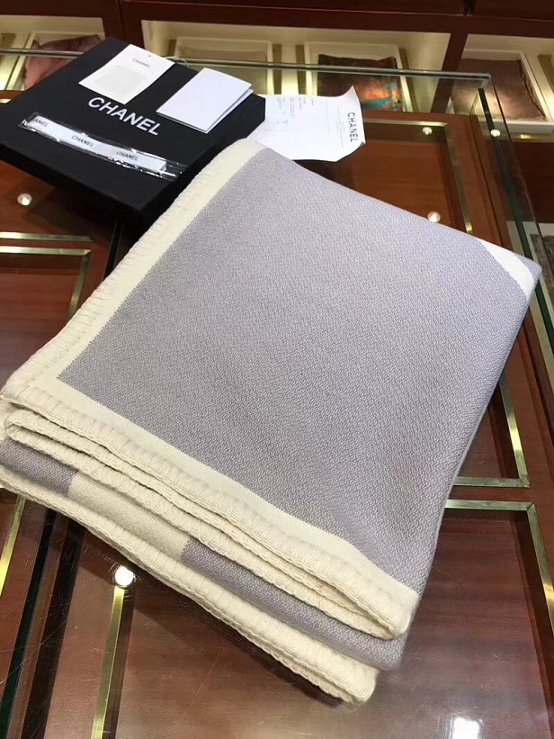 2019 CC top quality blanket C430 grey