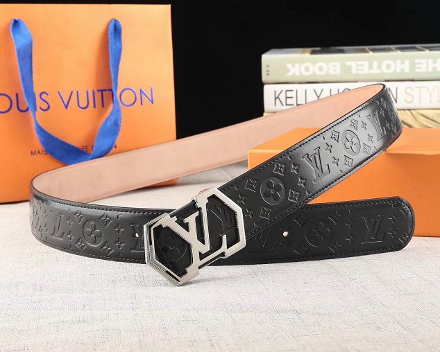 Louis vuitton original calfskin 38mm belt M9245Q 