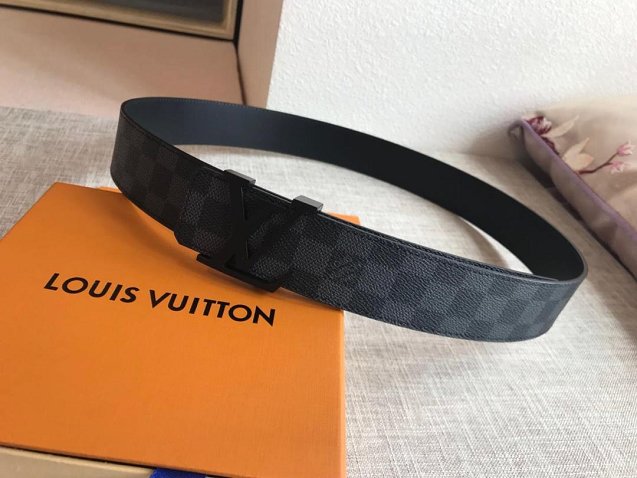 Louis vuitton original monogram eclipse initials 40mm belt m9607