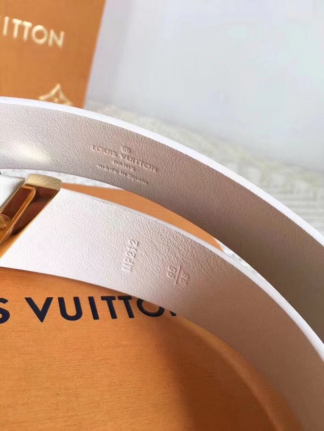 Louis vuitton original calfskin 40cm belt MP212 white