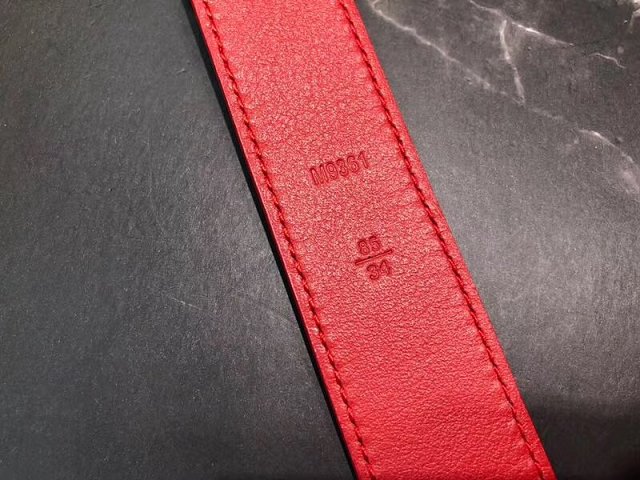 Louis vuitton original epi leather twist 30MM belt M9361U red