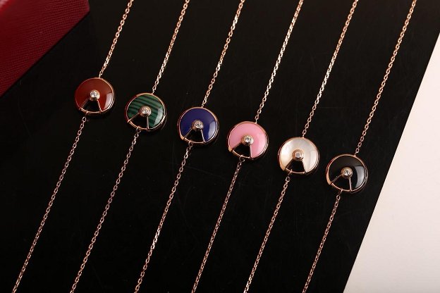 Cartier amulette de necklace B3047100 pink
