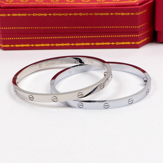 Cartier top quality love bracelet B6048019