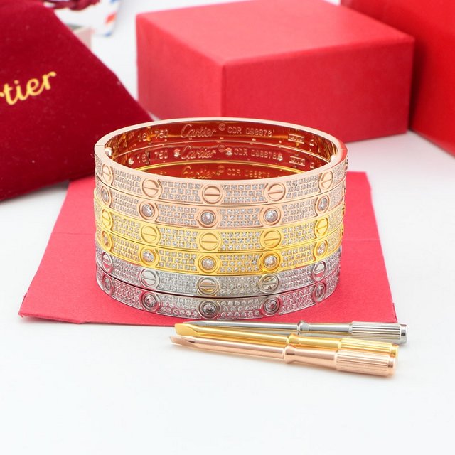 Cartier top quality love bracelet diamond B6048022