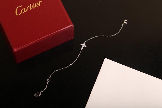 Cartier top qualit cross bracelet B6038302