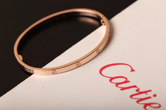 Cartier top quality love bracelet B6047417