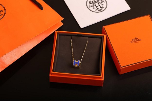 Hermes square H pendant H216336 blue