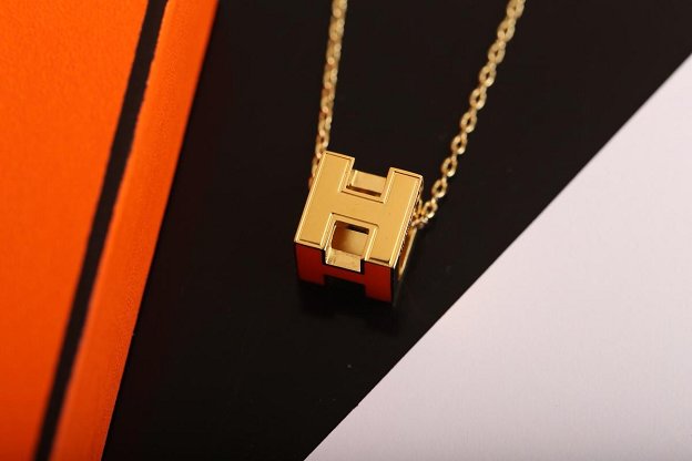 Hermes square H pendant H216336 orange