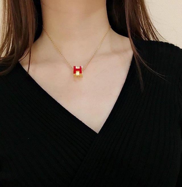 Hermes square H pendant H216336 red