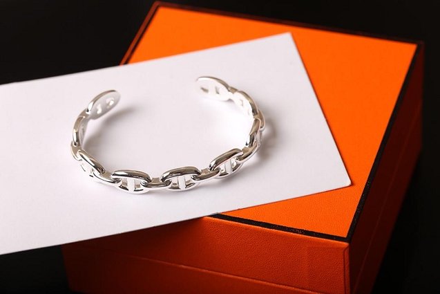 Hermes Chaine dAncre Enchainee bracelet H109509