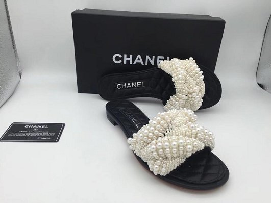 CC lambskin&pearls mules G34689 black&white