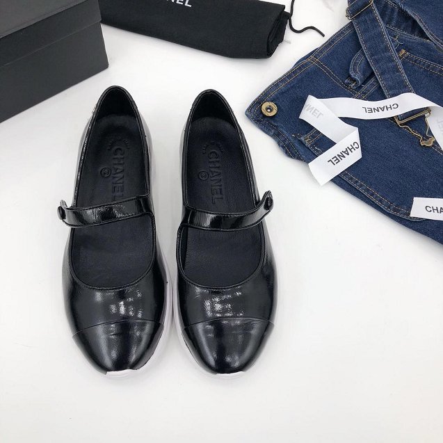 CC original calfskin loafers G34855 black