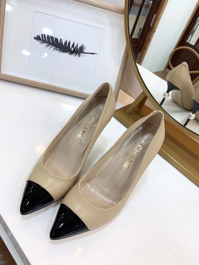 CC original calfskin pumps G34886 apricot