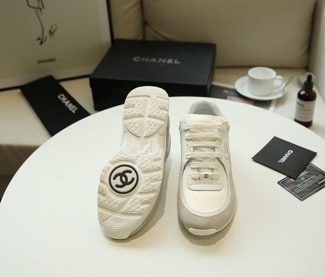 2019 CC calfskin sneakers G34361 white