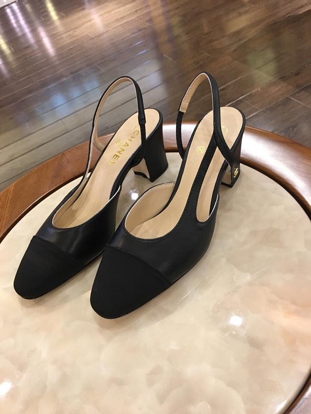 CC original lambskin slingbacks 55mm heel G31318 black