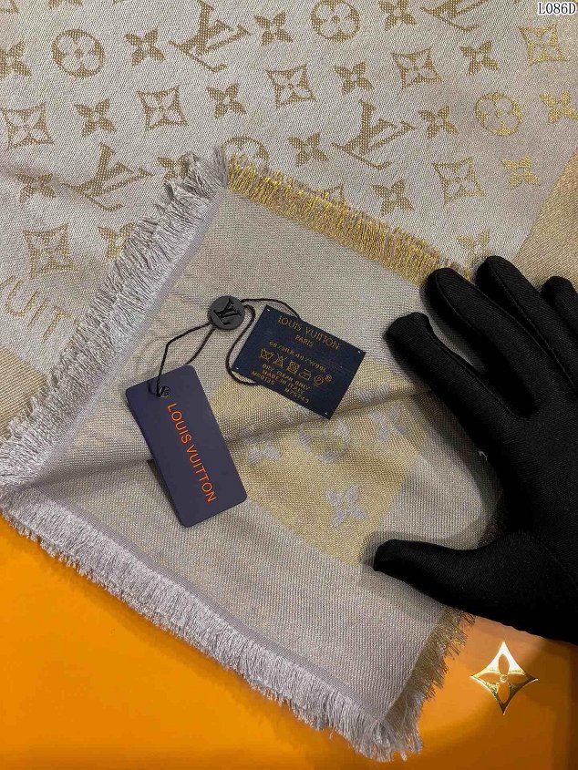 2020 louis vuitton top quality silk scarf L568 light grey&gold(small logo)
