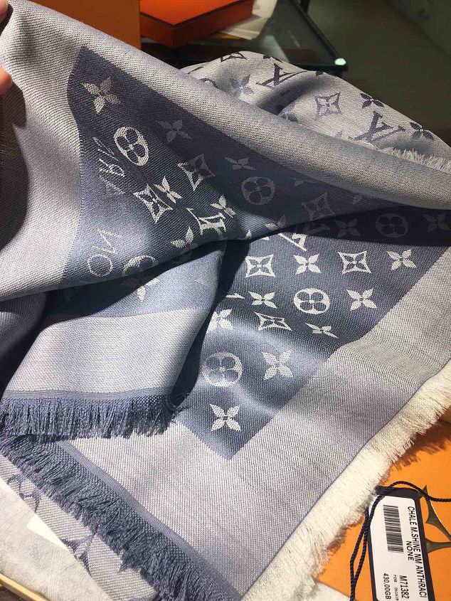 2020 louis vuitton top quality silk scarf L568 light blue