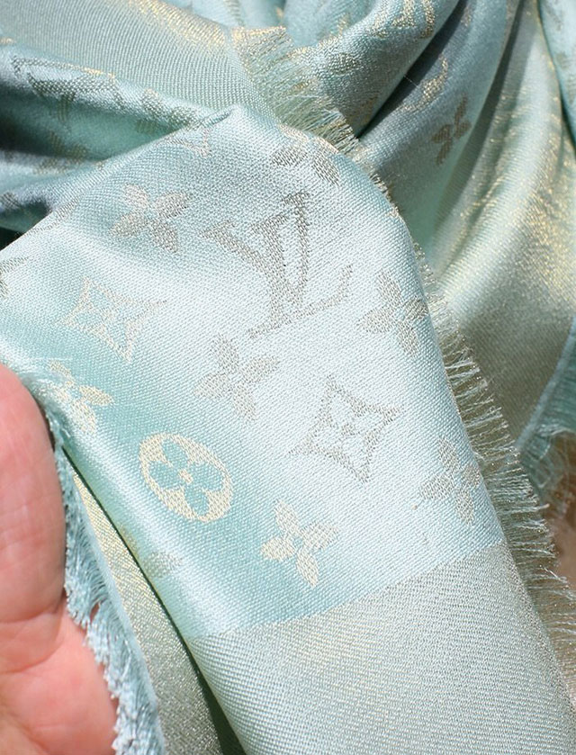 2020 louis vuitton top quality silk scarf L568 light green&gold