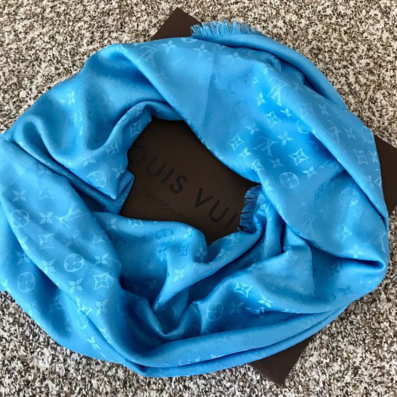 2020 louis vuitton top quality silk scarf L568-2 blue