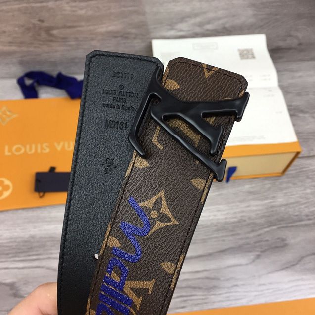 Louis vuitton monogram canvas initiales 40 MM belt M0161S 