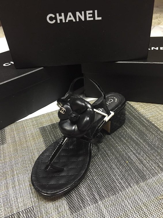 CC original calfskin sandals G34755 apricot