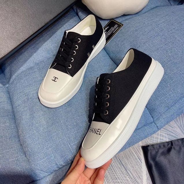 CC original canvas sneakers G34378