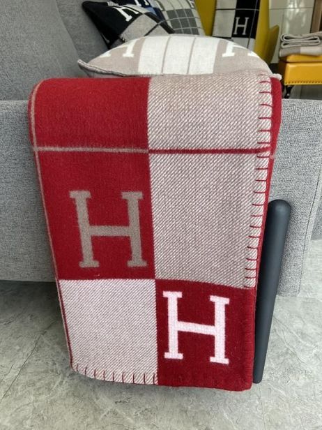 Hermes original cashmere avalon blanket H064 grey&red