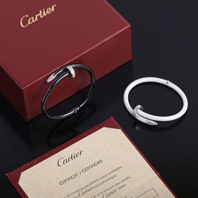 Cartier juste un Clou bracelet B6048218