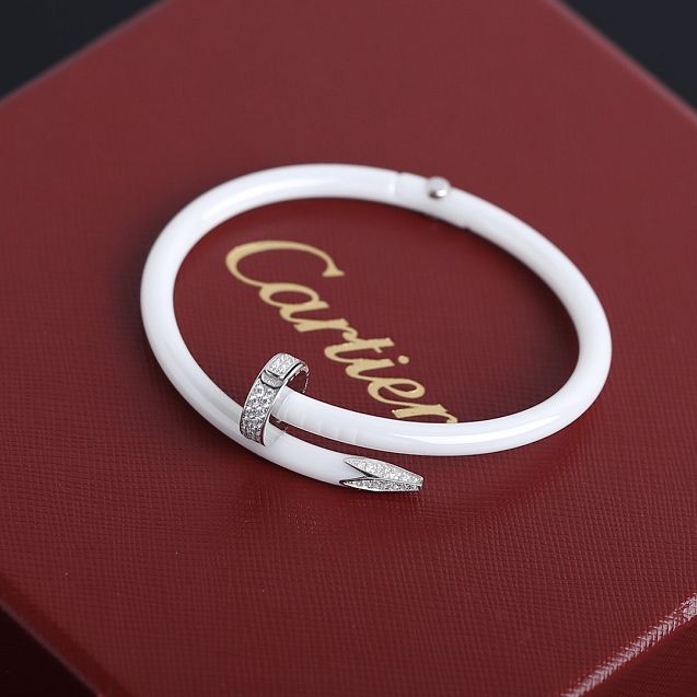 Cartier juste un Clou bracelet B6048218