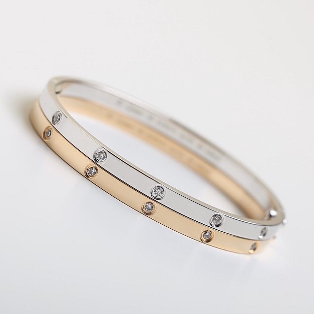 Cartier top quality SM love bracelet 10 diamonds B6047417