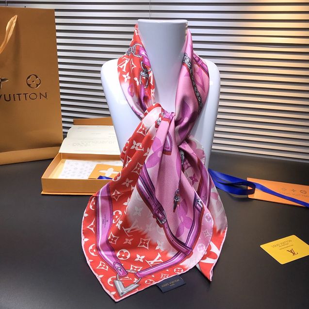 2021 louis vuitton top quality square silk scarf L573