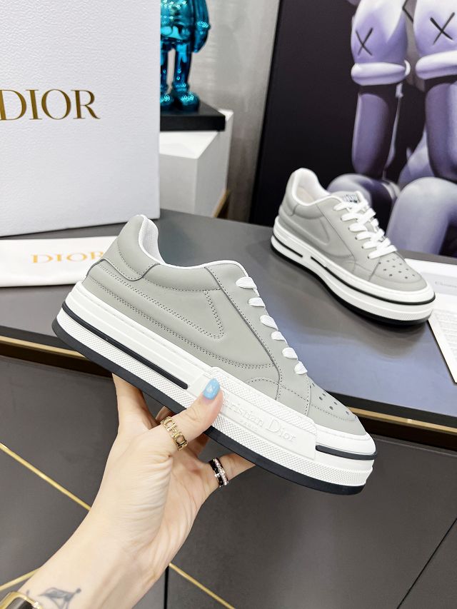 Dior orignal calfskin sneaker DS0235