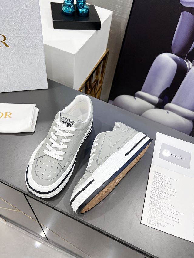 Dior orignal calfskin sneaker DS0235