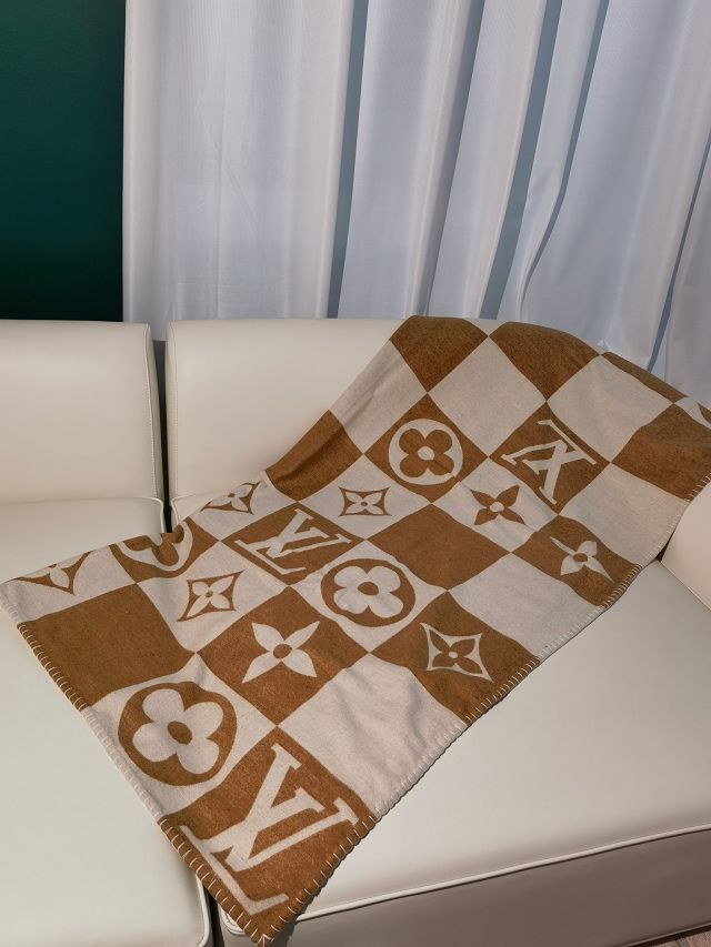 Louis vuitton original wool blanket LVB071 apricot