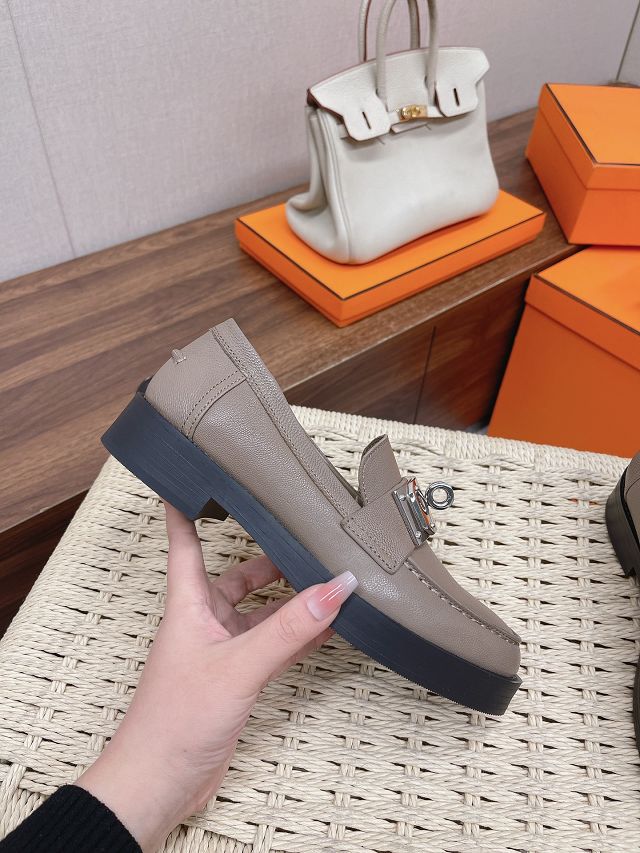 Hermes calfskin hot loafer HS0139