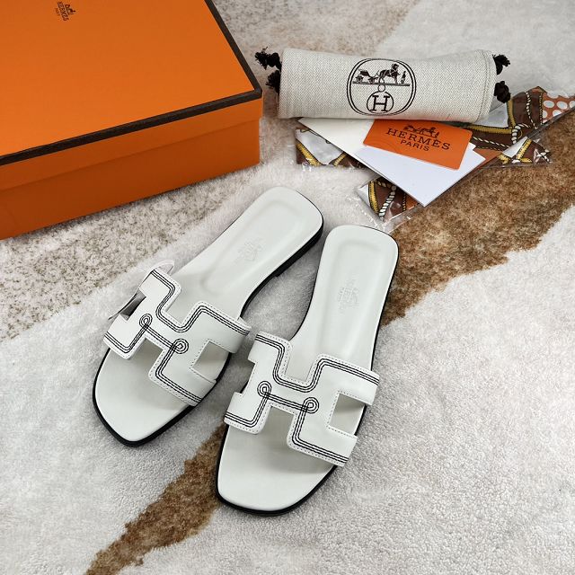 Hermes calfskin oran sandal HS0142