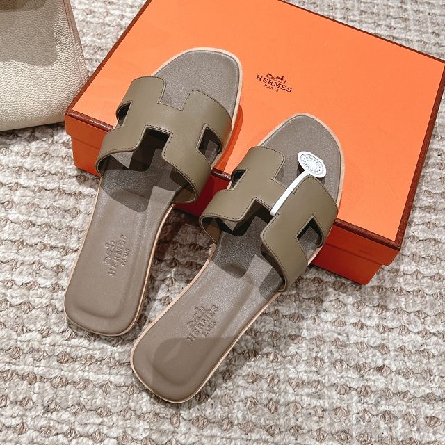 Hermes swift leather oran sandal HS0133