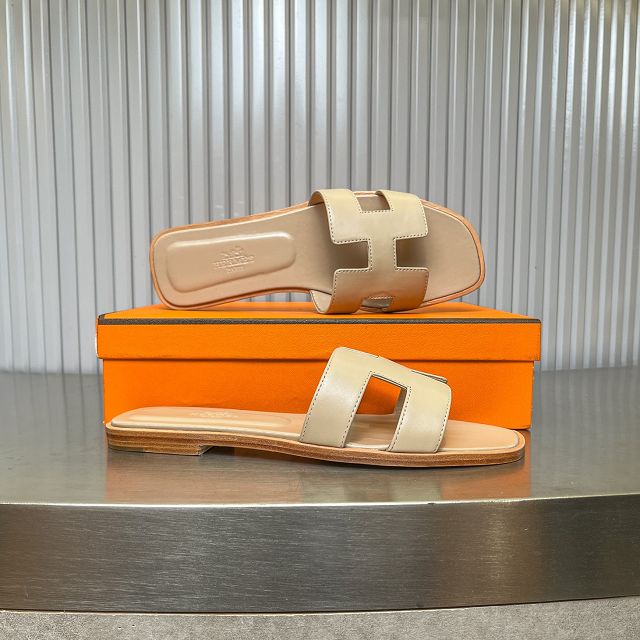 Hermes calfskin oran sandal HS0212