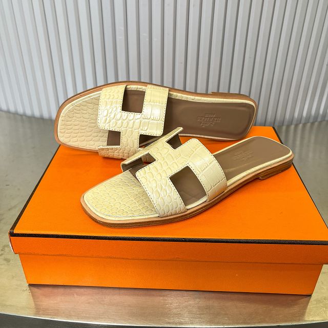 Hermes crocodile calfskin oran sandal HS0215