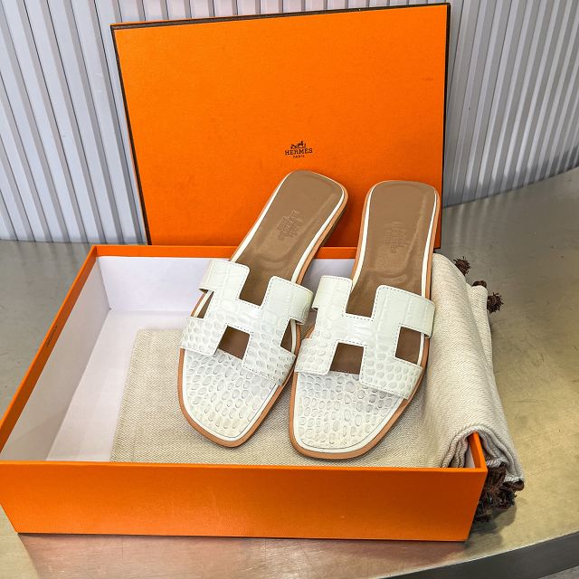 Hermes crocodile calfskin oran sandal HS0215