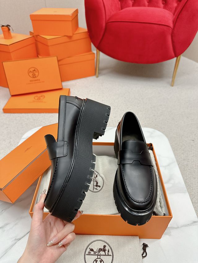 Hermes calfskin hitch loafer HS0238 black