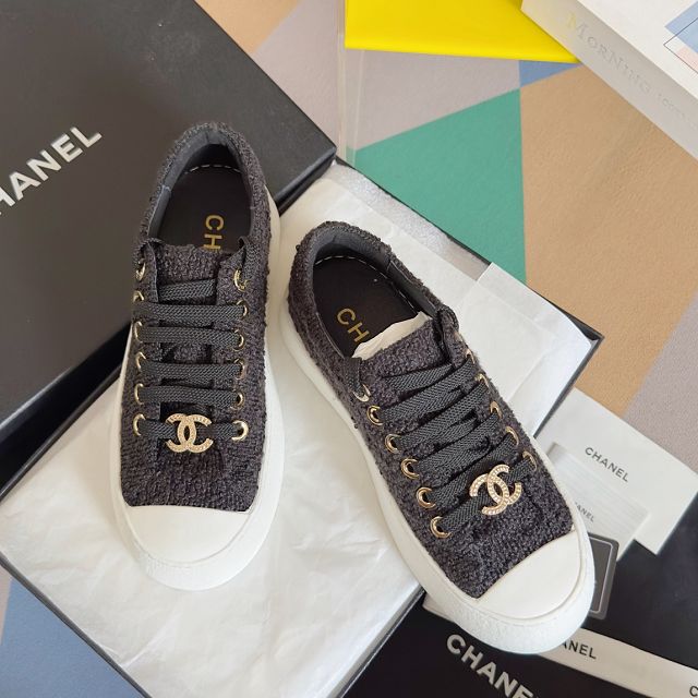 CC calfskin sneakers CH0173