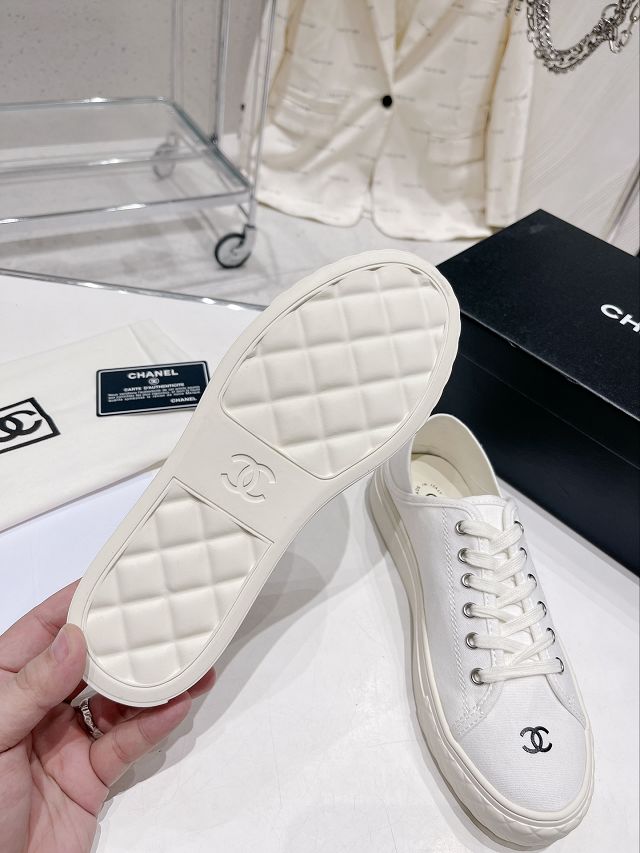 CC fabric sneakers CH0172