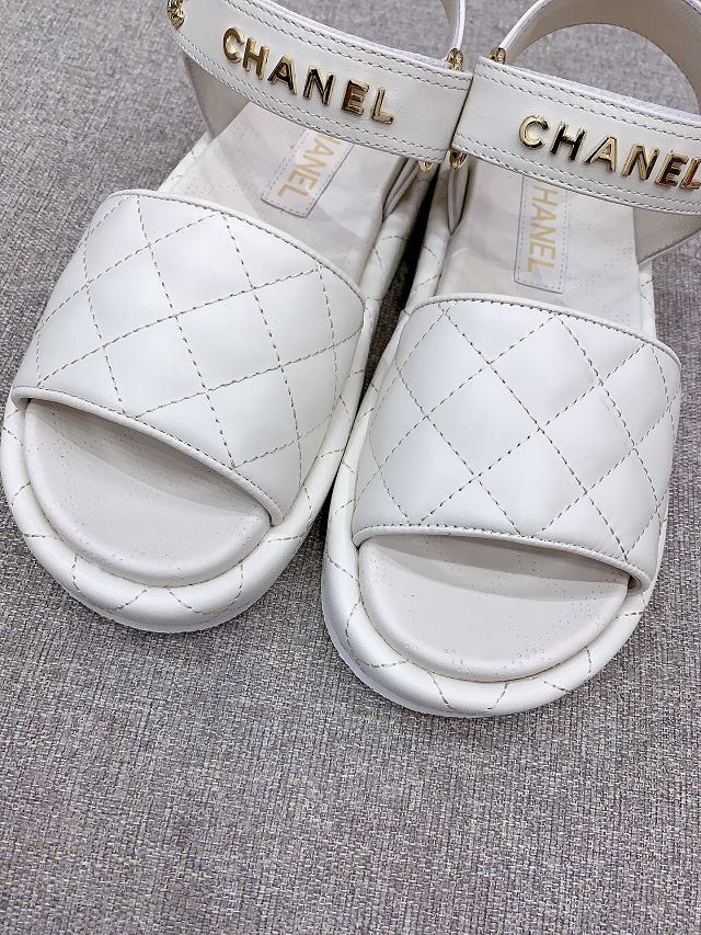 CC lambskin sandals CH0177