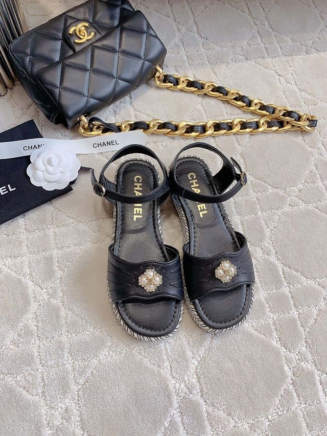 CC lambskin sandals CH0222