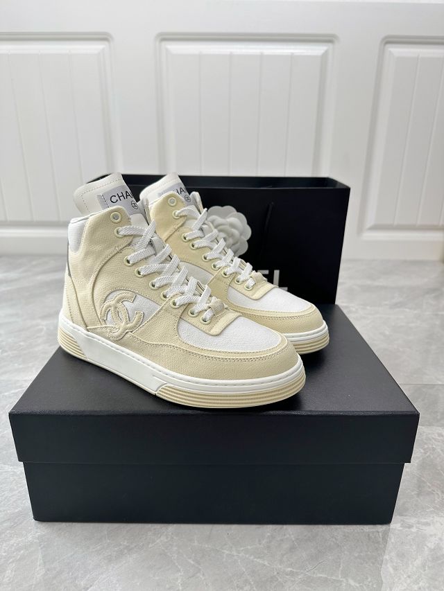 CC calfskin sneakers CH0313