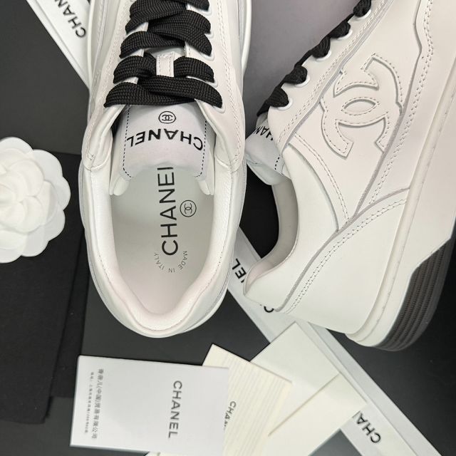 CC calfskin sneakers CH0317