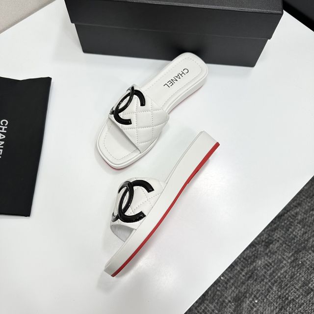 CC original lambskin mules CH00383
